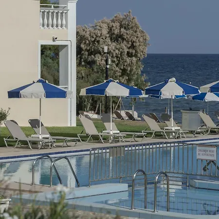 Maria Mare Aparthotel 3*